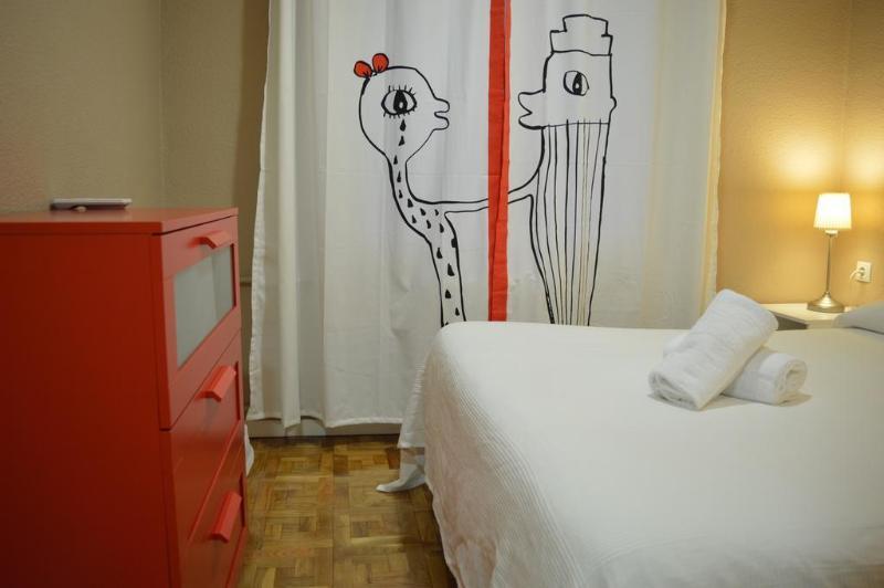 Somnio Hostels Барселона Экстерьер фото